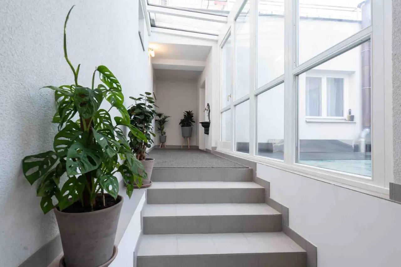 Designer Apartments Вена Экстерьер фото